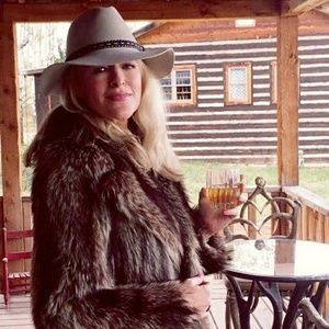 Meet your Posher, Lindsay